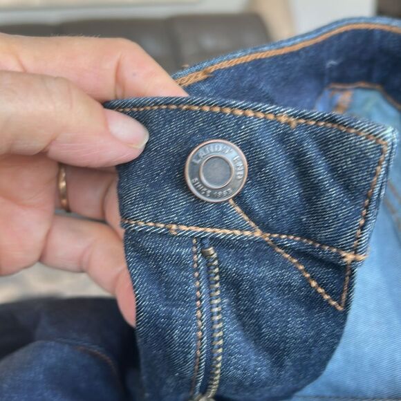 Land's End Curvy Midrise  Skinny Leg Jeans River Rinse Dark Denim Stretch 8 Pet - Picture 16 of 16